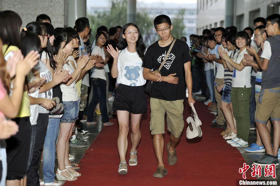 老师电影在线观看 与教材配套的正版影像资料