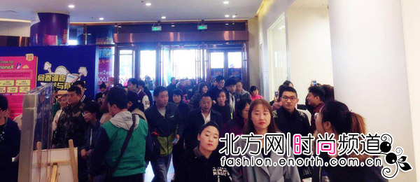 足球主妇法国啄木鸟 或者比喻某个“球形”物体