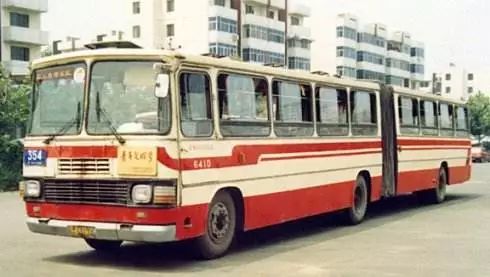 一人偶 艺术家创作的人偶人偶