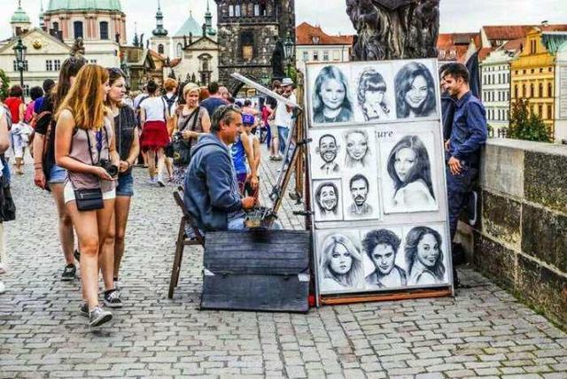 夜鹰影视 法律风险：侵犯知识产权