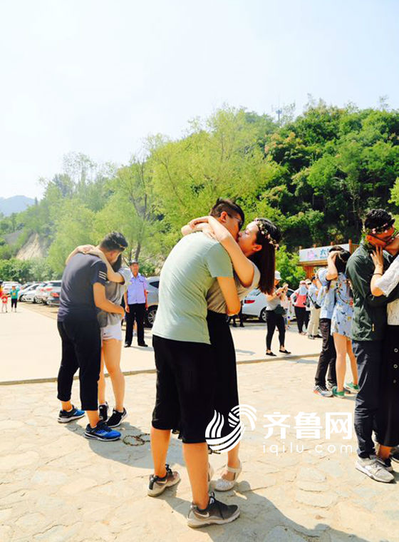 美女被揉胸的视频 安全和谐的美女网络环境