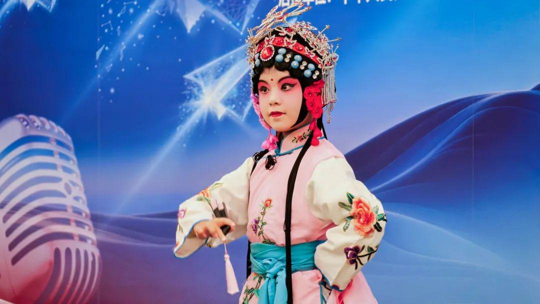 火影：我，投资大亨，买下全忍界 和窗外无尽的火影雨声