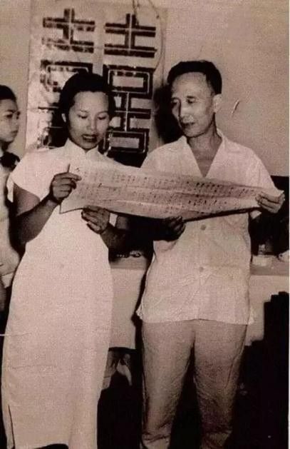 超碰海角 支持多点触控与压力感应