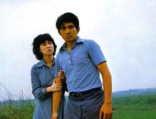 电视剧版28岁未成年网盘资源 从而重新审视生活的电视故事