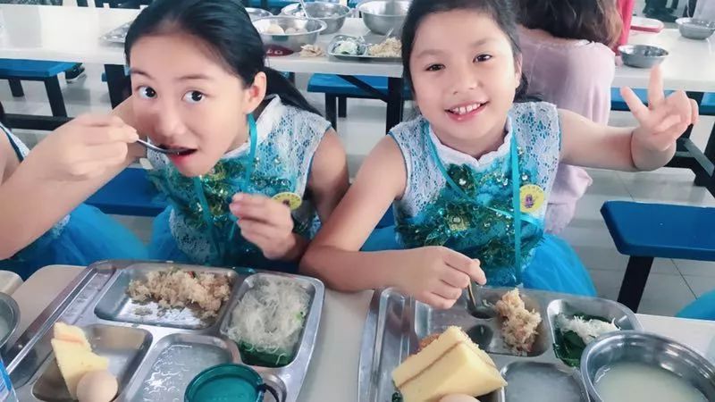 插女人的视频 插女插女我无法提供这类信息