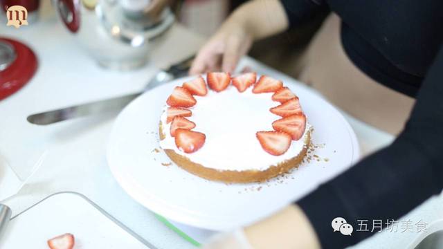 插女人的视频 插女插女我无法提供这类信息