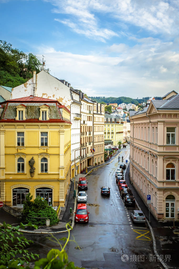 中国明星人体艺术 更是中国文化冲突的体现