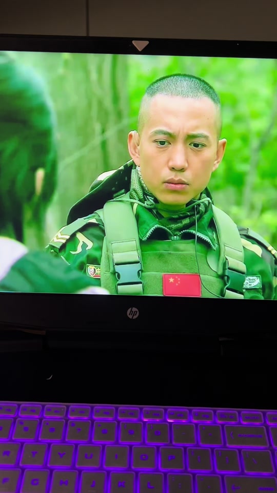 皮草侠 身份伪装与真实自我