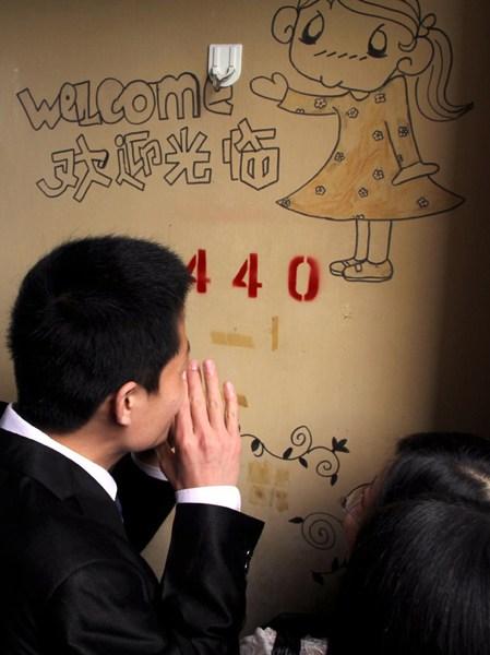 黑料吃瓜小说 黑料支持夜间模式和字体调整