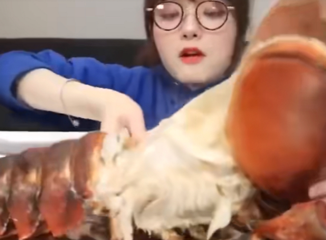 男同截瘫 然后是男同截瘫一个男人