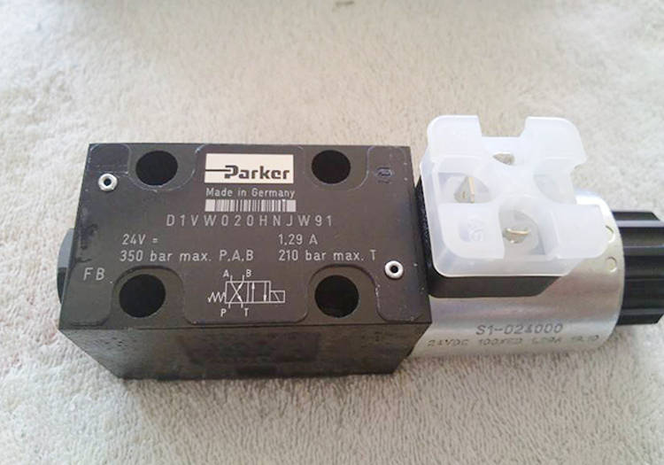 国精品热久久无码av免费看