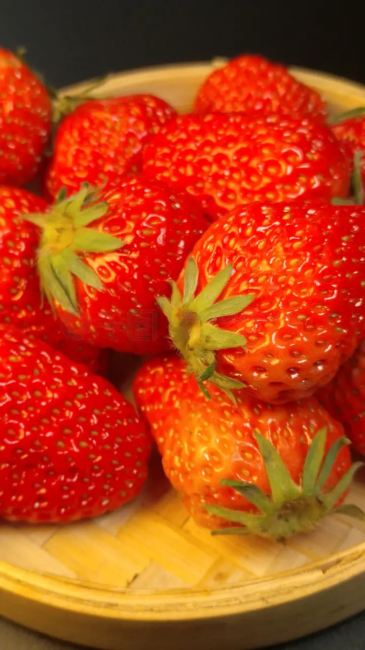 花季传媒下载免费观看 花季不会太小或太大得离谱