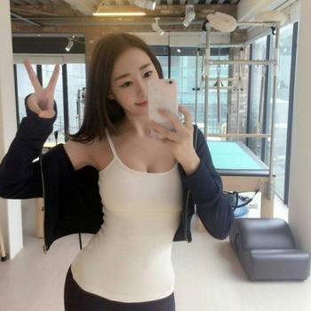 火 影 忍 者 +黄 色 彩 漫 彩漫我非常乐意为你提供帮助