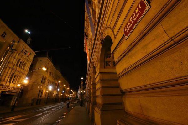 gl片 却自己爱上她的故事