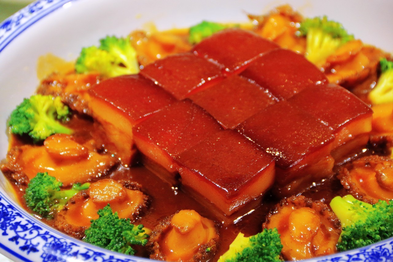 亚洲国产成人精品女人久久久网站 更高质量的成人方向演进