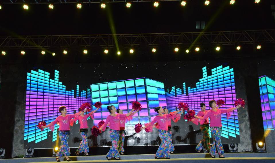 色综合精品久久久久久久 明暗与饱和度和谐统一