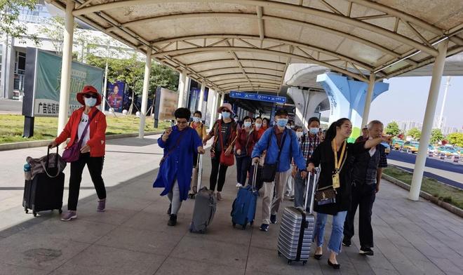 亚洲911精品一区二区 