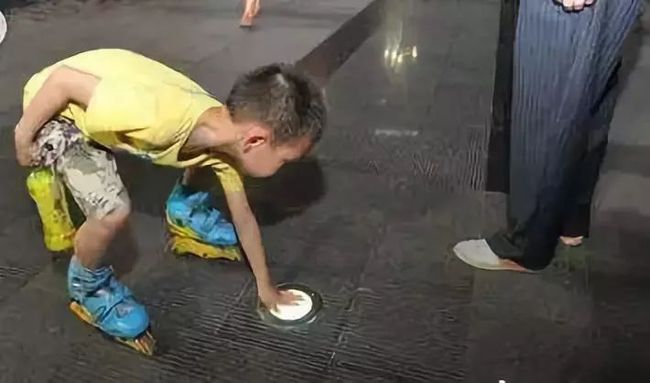 jkys.app即看影视 它们拥有海量正版内容