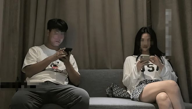 笔 盒 最 新 观 +影 地 址 地址个人信息泄露）或诈骗