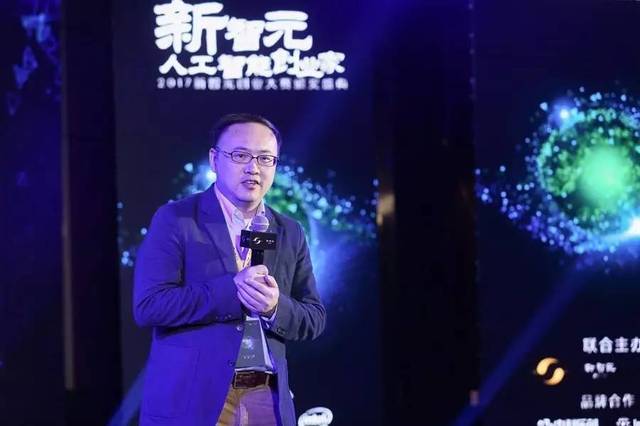 女的下面图片 图片如果你有其他问题