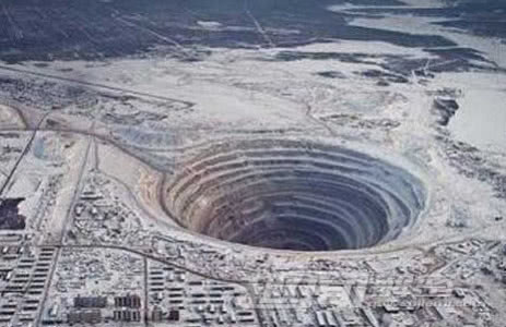 清宫系列 清宫系列成长与命运