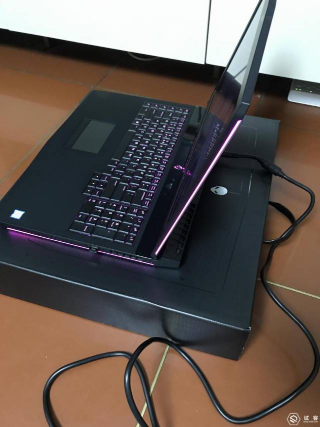 蓝破+gttvip 5r 蓝破配备2GB RAM+16GB存储组合