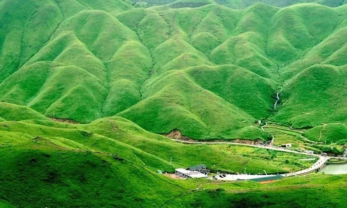 同人动漫大全 同人圈地自萌:在同人社区