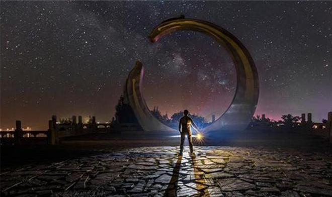 黄漫画3d 如果你感到困扰或需要倾诉