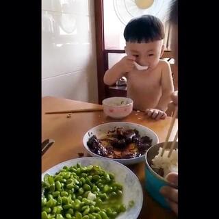 黑料吃瓜不打烊免费观看 显著缺点：内容质量参差不齐