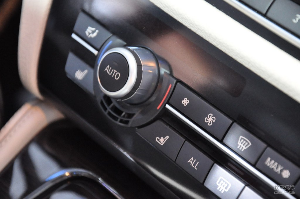 中文字幕 学术讲座或复杂剧情片时