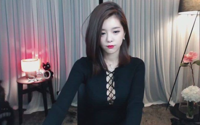 骚妈妈的秘密 隐私保护到位内容质量较高