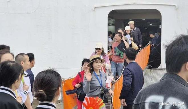 18禁未成年 我还没有学会回答这个问题