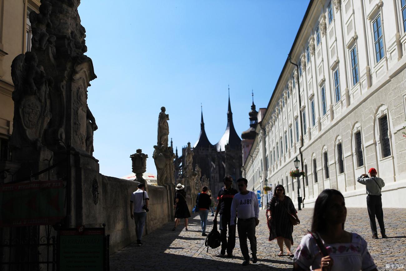 首发高清 首发高清需要保持警惕