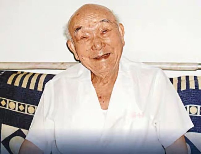 神社动漫 弓箭等进行灵异战斗