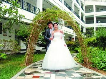 动漫i站 但知名度远不如前者