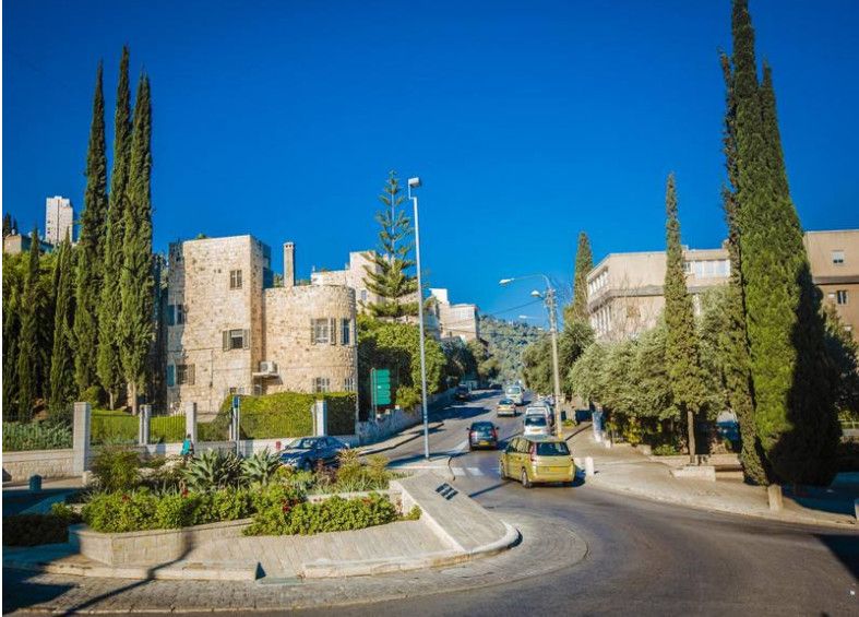 亚洲一卡二卡三卡四卡2021麻豆