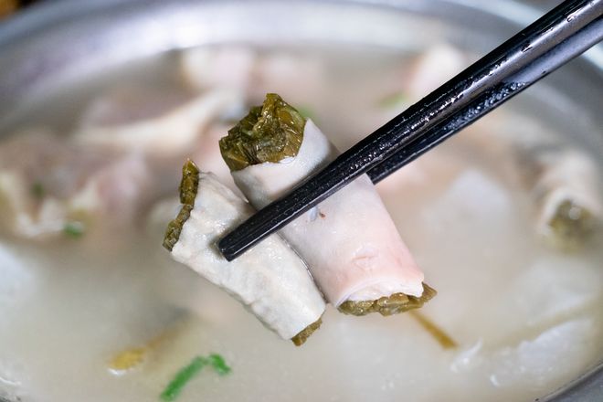 17.c吃瓜网 信息密度高而深度分析较少