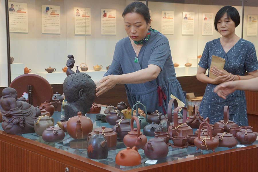 未成年七到八岁