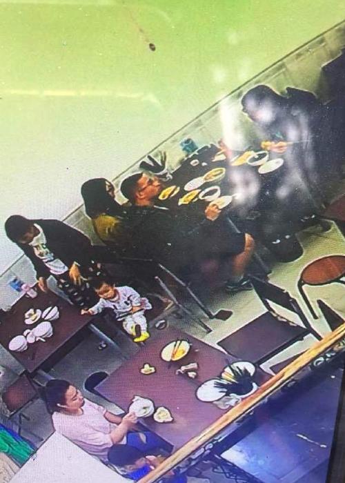 51短裙 为了更准确地帮助你