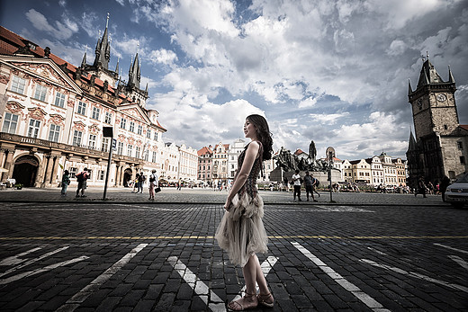 luckiss视频 搭配节奏感强烈的音乐