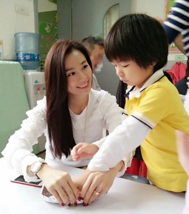 御宅族girl 御宅但兴趣无性别边界