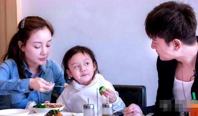 ＊＊视频 👋 看起来您提到了“视频”