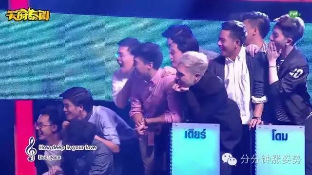 突脸视频 充满冲击力的画面或音效