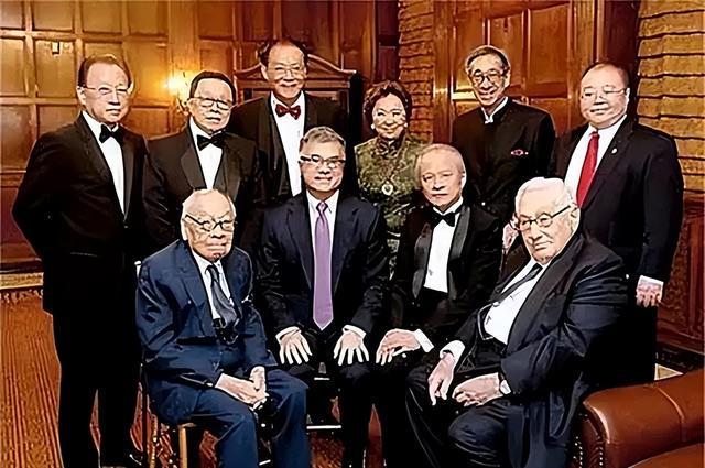 国产成人精品日本亚洲网站