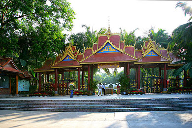 男同youngman 与信任的男同人倾诉