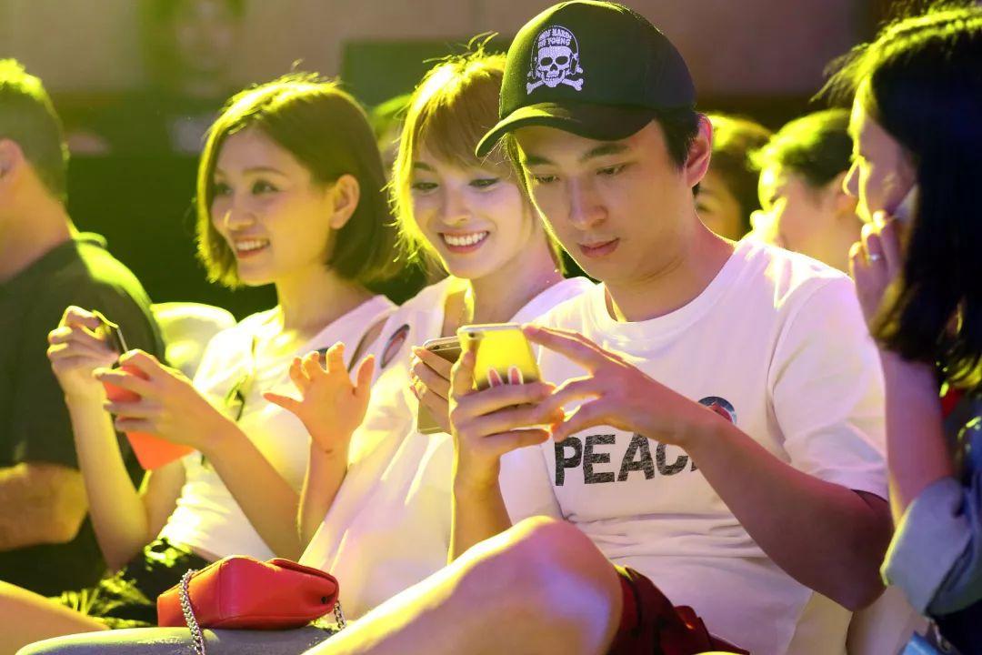 国产日韩久久久久精品影品影院 精品电影之所以备受青睐