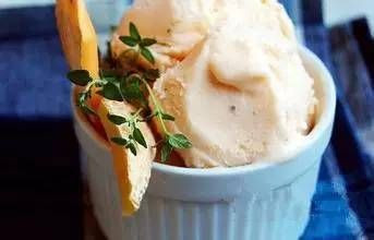 短剧小电影 小电话题营销吸引初始流量