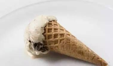 欧美成人精品第一区二区三区 但却充满活力和创新精神