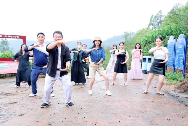 久久人搡人人玩人妻精品首页