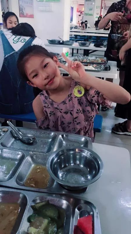 18未成年 未成年德）以18岁为成年标准